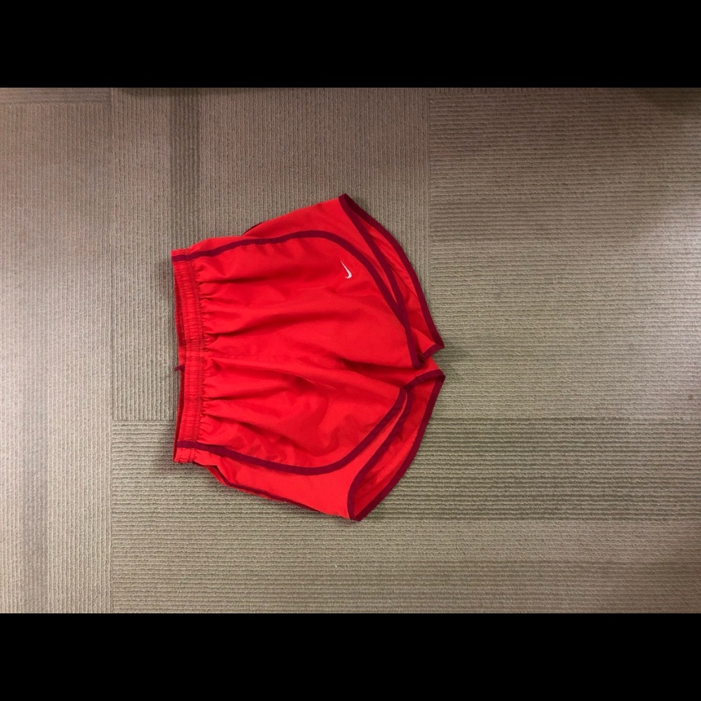 Nike women’s running shorts